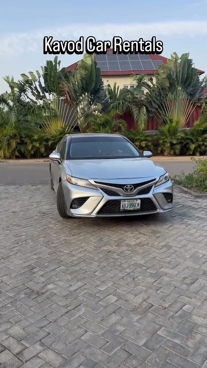 Silver car in Kavod vehicle media
